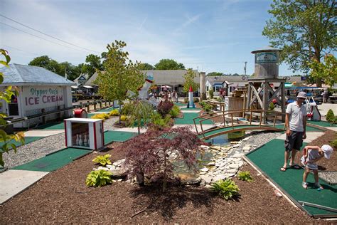 putt putt sandusky ohio  Is this your business?